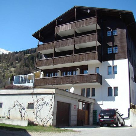 Hotel Weisshorn Goms المظهر الخارجي الصورة