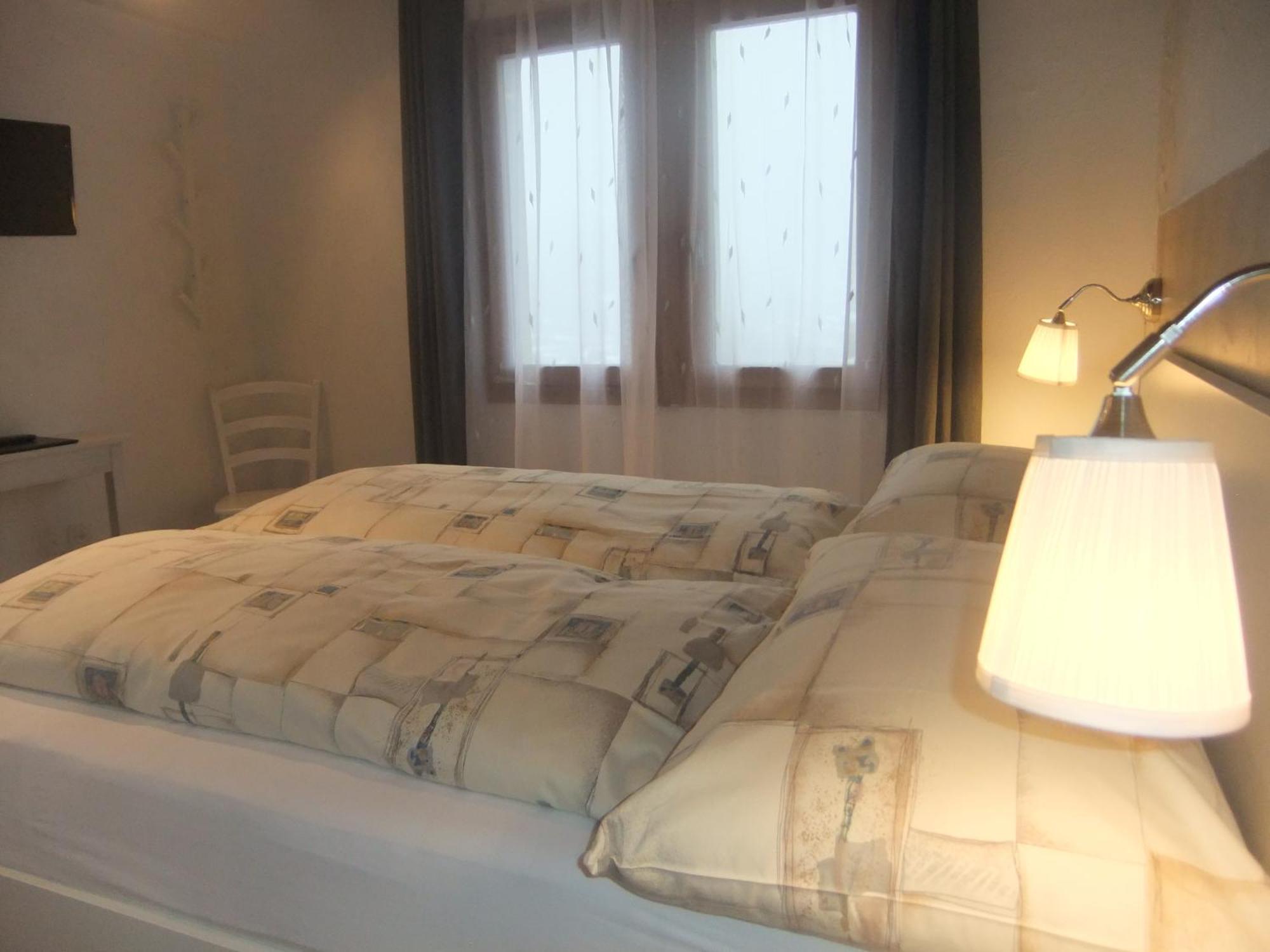 Hotel Weisshorn Goms الغرفة الصورة